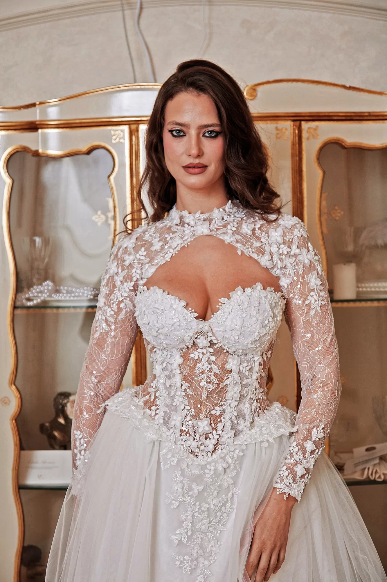 Jasmine - Jasmine5-rochii-de-mireasa-cu-maneci, dantelă, tul, broderie (photo 5)